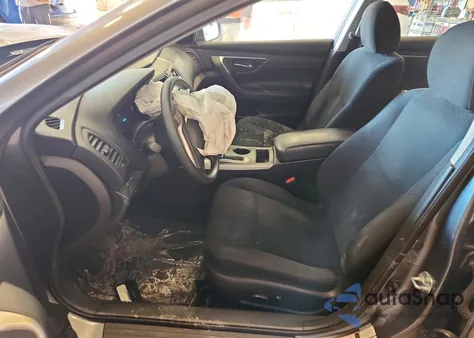 2015 Nissan Altima 2.5 z USA, uszkodzony, nr VIN 1N4AL3AP5FC486374